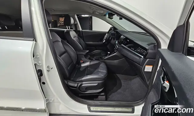 Kia Niro 2020 1.6 автомат (гидро), миниатюра 12