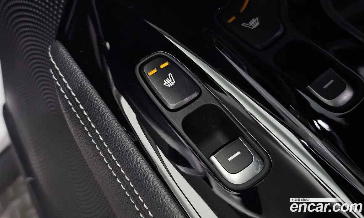 Kia Niro 2020 1.6 автомат (гидро), фото 19