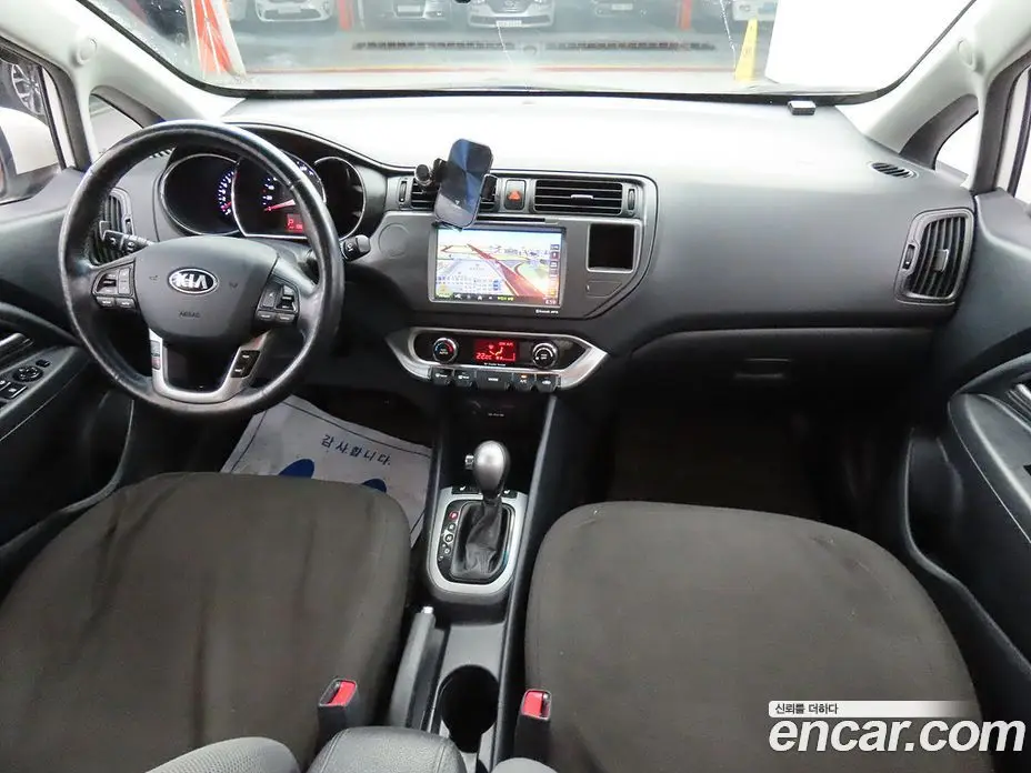 Kia Pride 2014 1.6 автомат (гидро), фото 5 Kia Pride 2014 1.6 автомат (гидро), фото 5