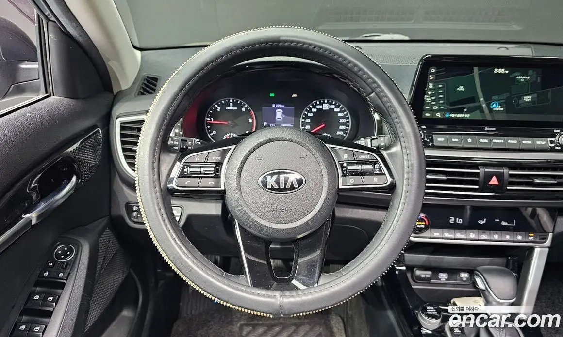 Kia Seltos 2020 1.6 автомат (гидро), фото 12