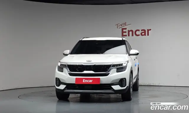 Kia Seltos 2021 1.6 автомат (гидро), миниатюра 3