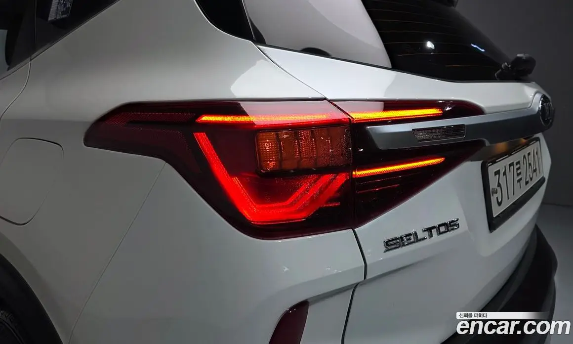 Kia Seltos 2021 1.6 автомат (гидро), фото 9