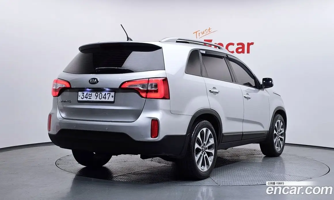 Kia Sorento 2012 2.0 автомат (гидро), фото 2 Kia Sorento 2012 2.0 автомат (гидро), фото 2