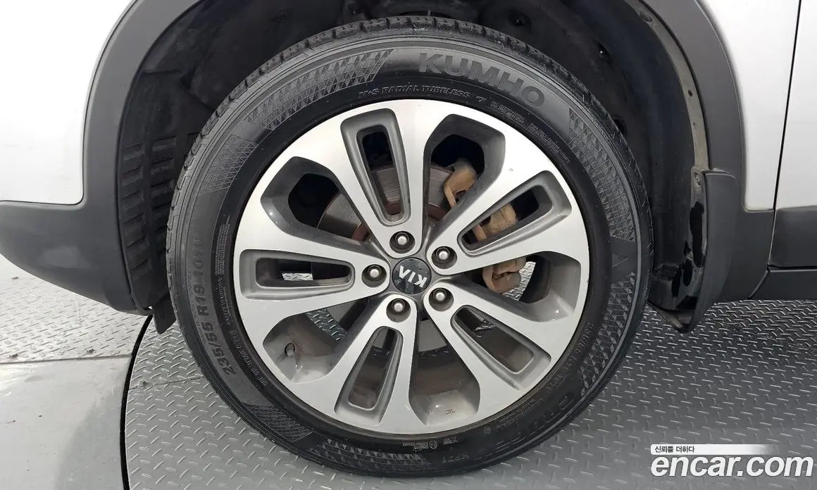 Kia Sorento 2012 2.0 автомат (гидро), фото 5 Kia Sorento 2012 2.0 автомат (гидро), фото 5