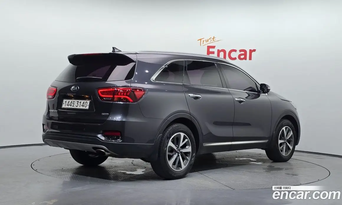 Kia Sorento 2019 2.0 автомат (гидро), фото 2 Kia Sorento 2019 2.0 автомат (гидро), фото 2