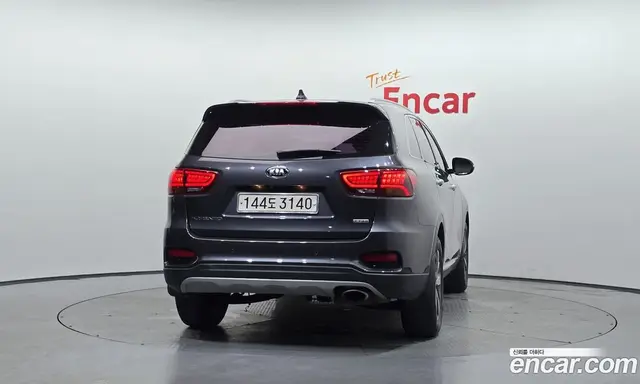 Kia Sorento 2019 2.0 автомат (гидро), миниатюра 4 Kia Sorento 2019 2.0 автомат (гидро), миниатюра 4