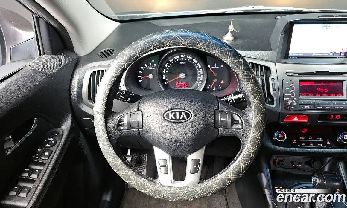 Kia Sportage 2010 2.0 автомат (гидро), фото 13