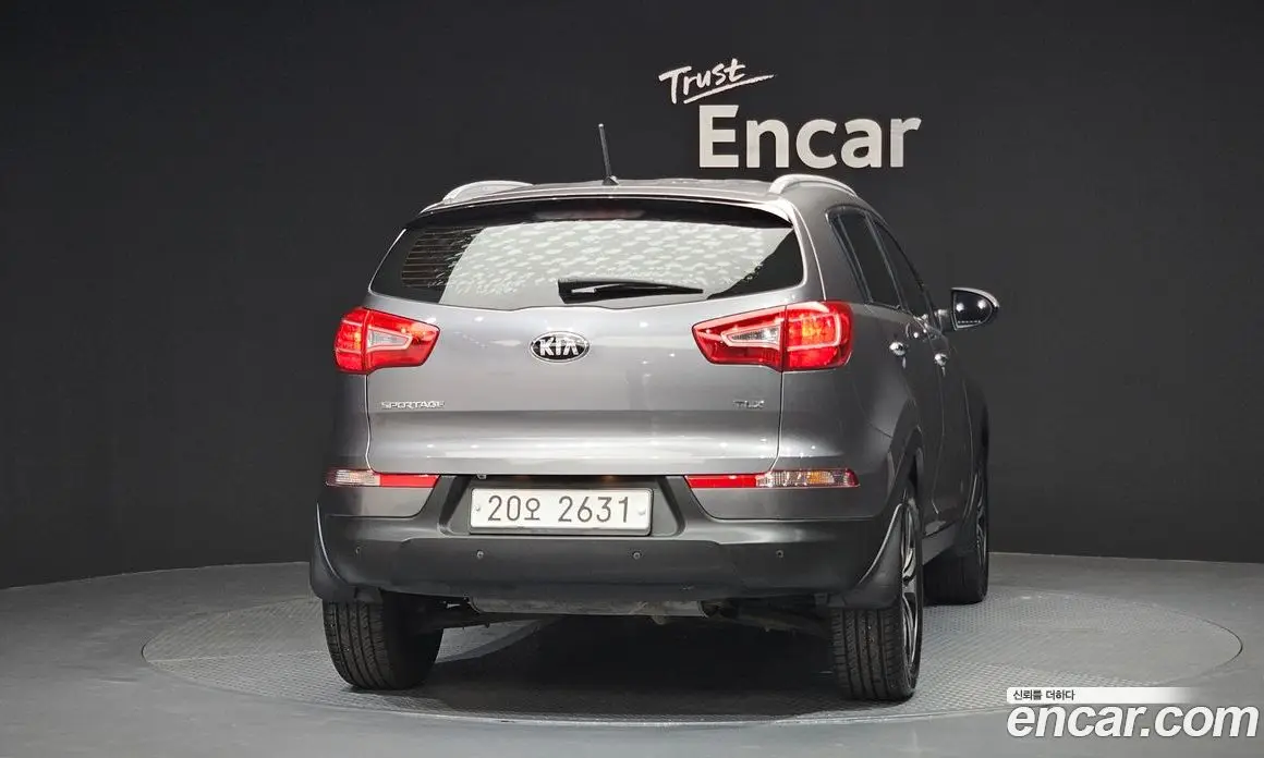 Kia Sportage 2010 2.0 автомат (гидро), фото 4