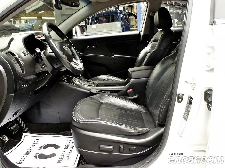 Kia Sportage 2012 2.0 автомат (гидро), фото 4