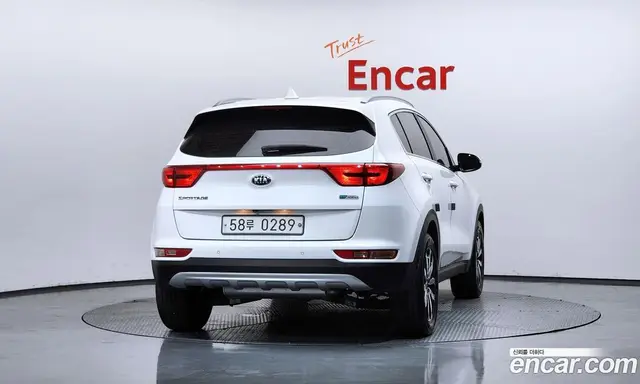 Kia Sportage 2015 2.0 автомат (гидро), миниатюра 4 Kia Sportage 2015 2.0 автомат (гидро), миниатюра 4