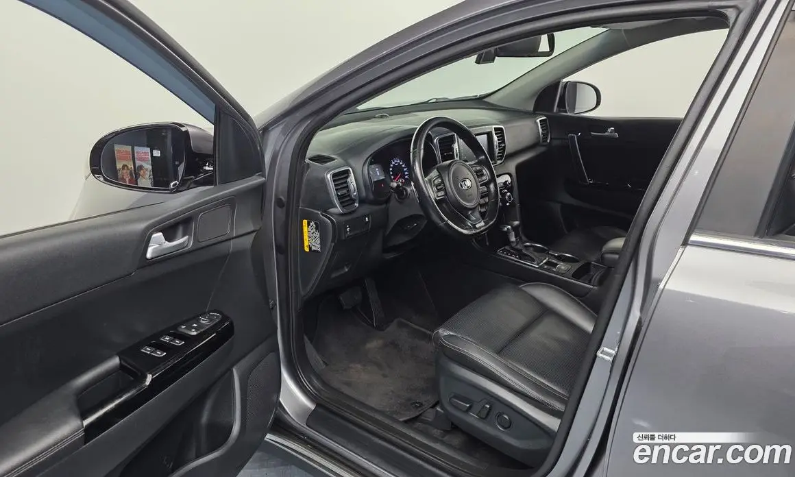 Kia Sportage 2016 2.0 автомат (гидро), фото 13