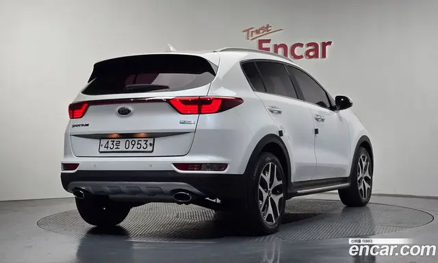 Kia Sportage 2016 2.0 автомат (гидро), миниатюра 2