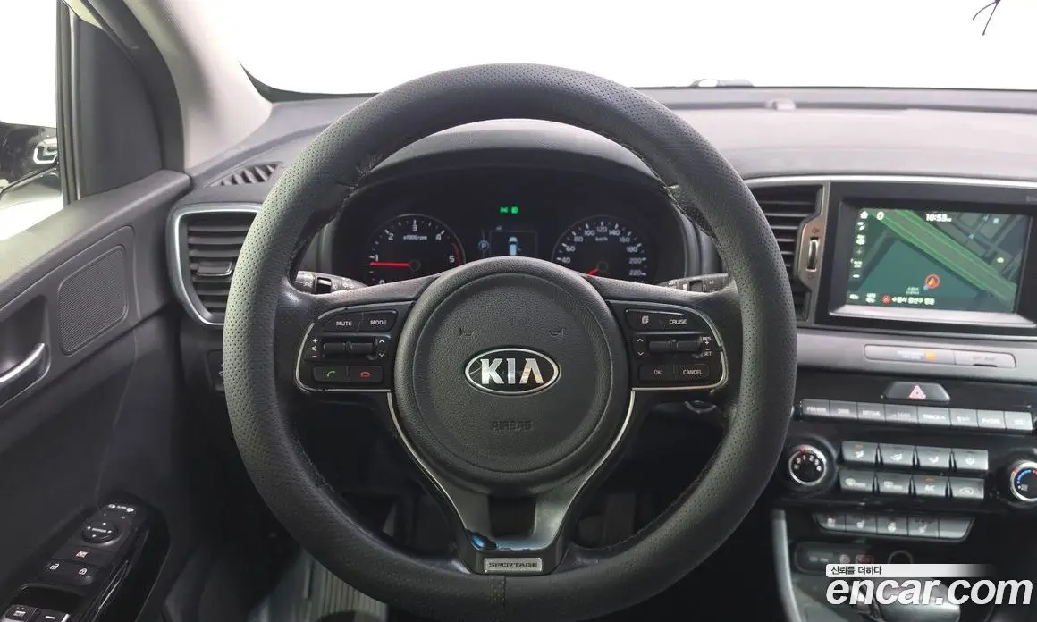 Kia Sportage 2016 2.0 автомат (гидро), фото 18