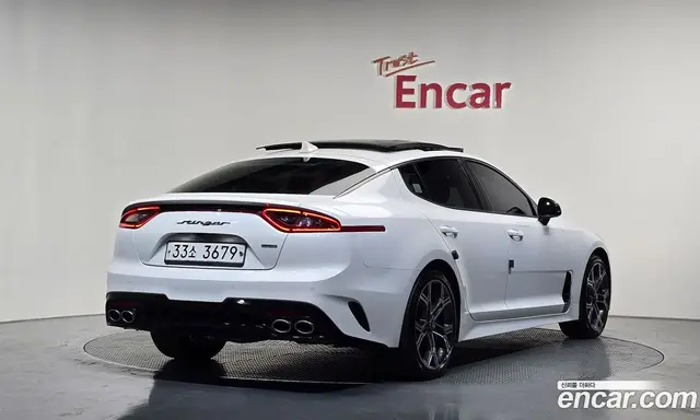 Kia Stinger 2018 2.0 автомат (гидро), миниатюра 2