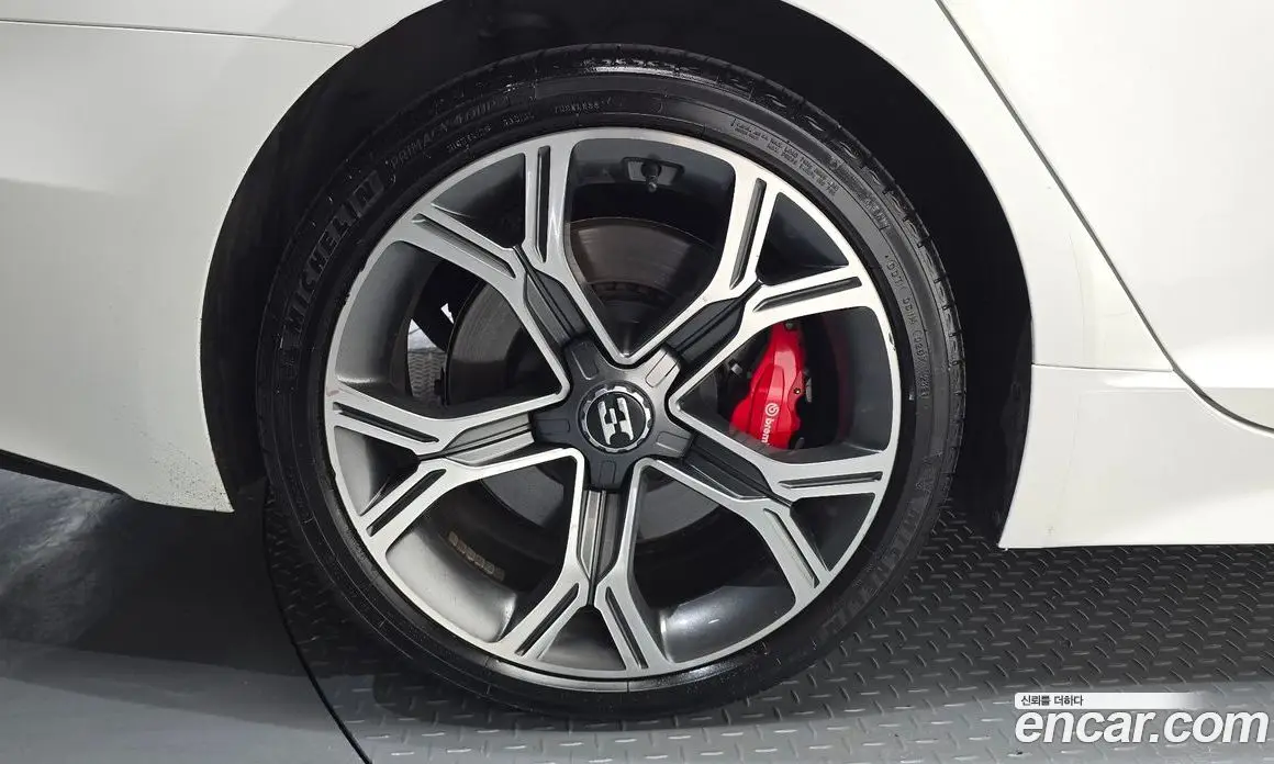 Kia Stinger 2018 2.0 автомат (гидро), фото 5