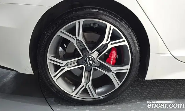 Kia Stinger 2018 2.0 автомат (гидро), миниатюра 5