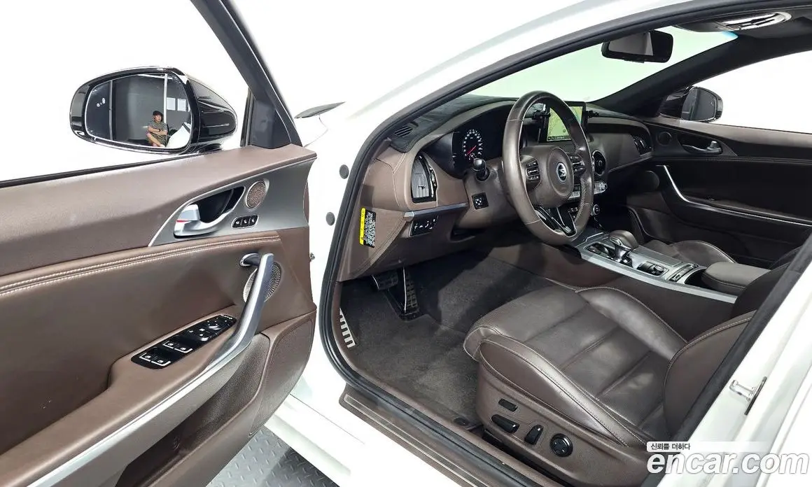 Kia Stinger 2018 2.0 автомат (гидро), фото 10