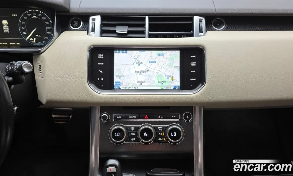 Land Rover Range Rover Sport 2015 3.0 автомат (гидро), фото 19 Land Rover Range Rover Sport 2015 3.0 автомат (гидро), фото 19