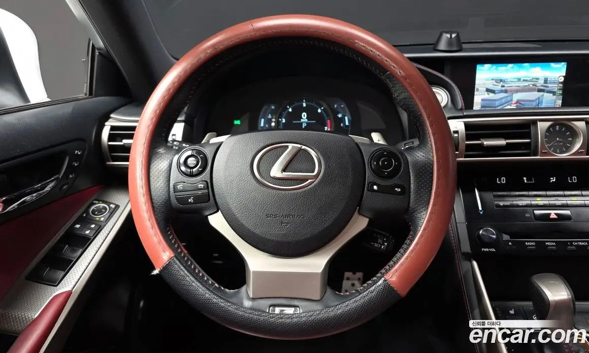 Lexus IS 2013 2.5 автомат (гидро), фото 13 Lexus IS 2013 2.5 автомат (гидро), фото 13