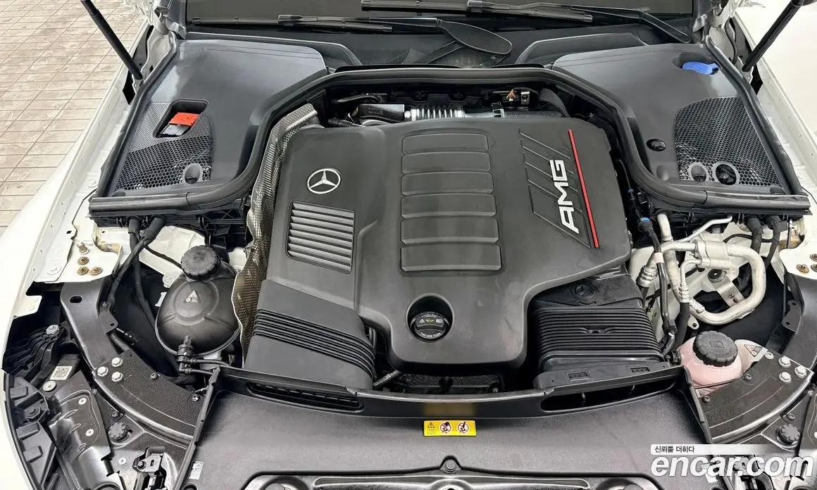 Mercedes-Benz AMG GT 2023 3.0 автомат (гидро), фото 6