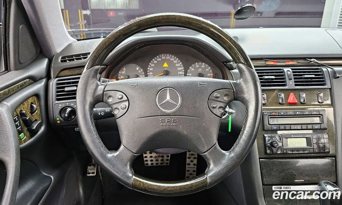 Mercedes-Benz E-Class 2002 2.0 автомат (гидро), фото 14