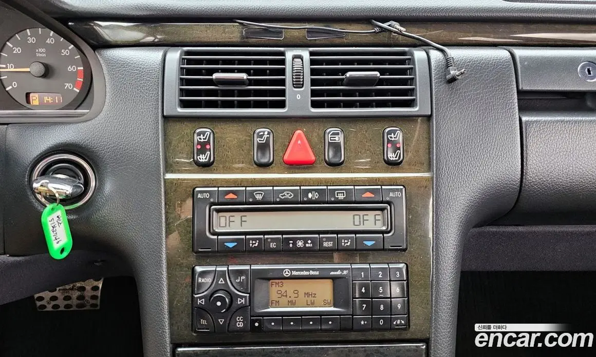 Mercedes-Benz E-Class 2002 2.0 автомат (гидро), фото 15