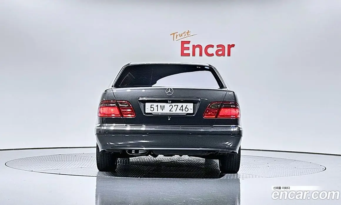 Mercedes-Benz E-Class 2002 2.0 автомат (гидро), фото 4