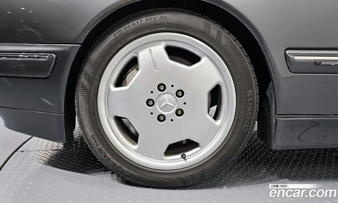 Mercedes-Benz E-Class 2002 2.0 автомат (гидро), фото 5