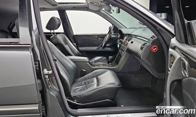 Mercedes-Benz E-Class 2002 2.0 автомат (гидро), миниатюра 10