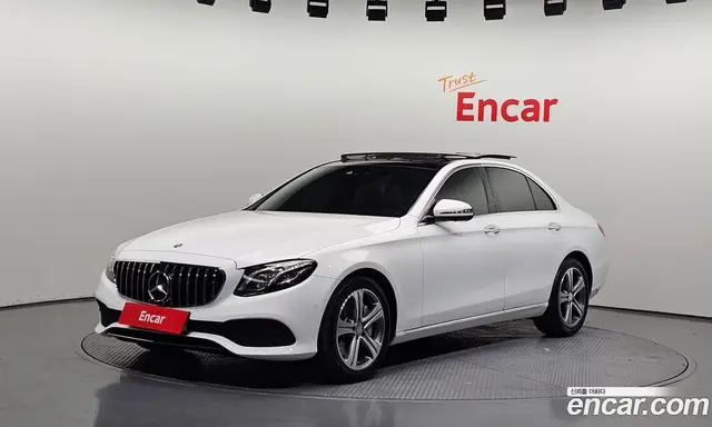 Mercedes-Benz E-Class, 2016, 139 261 км