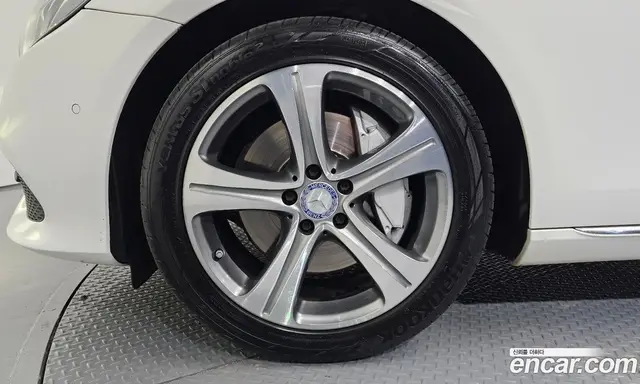 Mercedes-Benz E-Class 2016 2.0 автомат (гидро), миниатюра 5