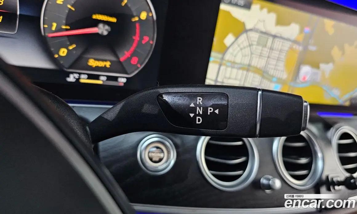 Mercedes-Benz E-Class 2016 2.0 автомат (гидро), фото 9