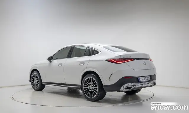 Mercedes-Benz GLC-Class 2025 2.0 автомат (гидро), миниатюра 2