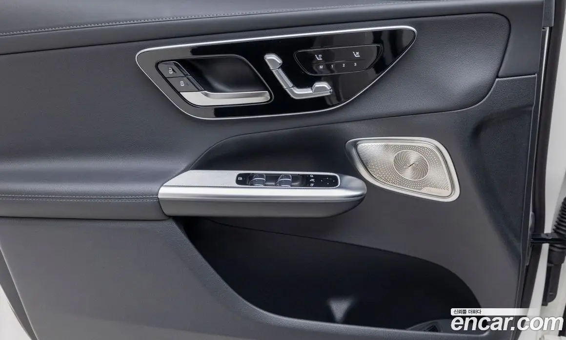 Mercedes-Benz GLC-Class 2025 2.0 автомат (гидро), фото 12
