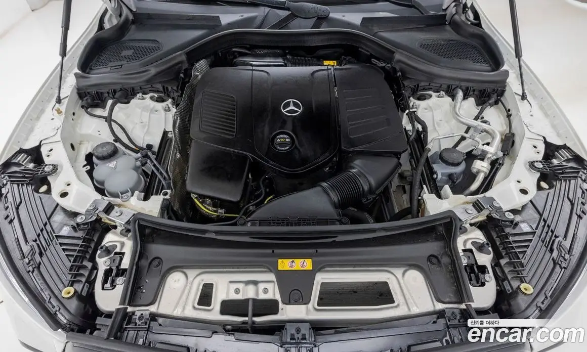 Mercedes-Benz GLC-Class 2025 2.0 автомат (гидро), фото 6