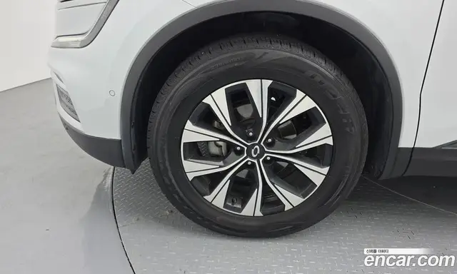 Renault (Samsung) QM6 2022 2.0 автомат (гидро), миниатюра 5 Renault (Samsung) QM6 2022 2.0 автомат (гидро), миниатюра 5
