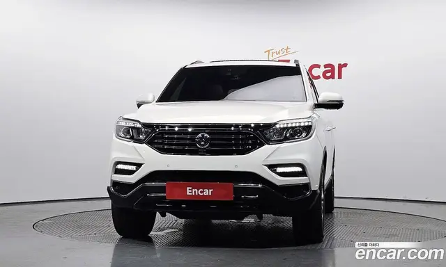 SsangYong Rexton 2017 2.2 автомат (гидро), миниатюра 3 SsangYong Rexton 2017 2.2 автомат (гидро), миниатюра 3