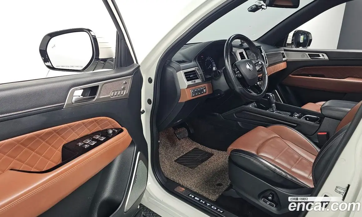 SsangYong Rexton 2017 2.2 автомат (гидро), фото 10 SsangYong Rexton 2017 2.2 автомат (гидро), фото 10