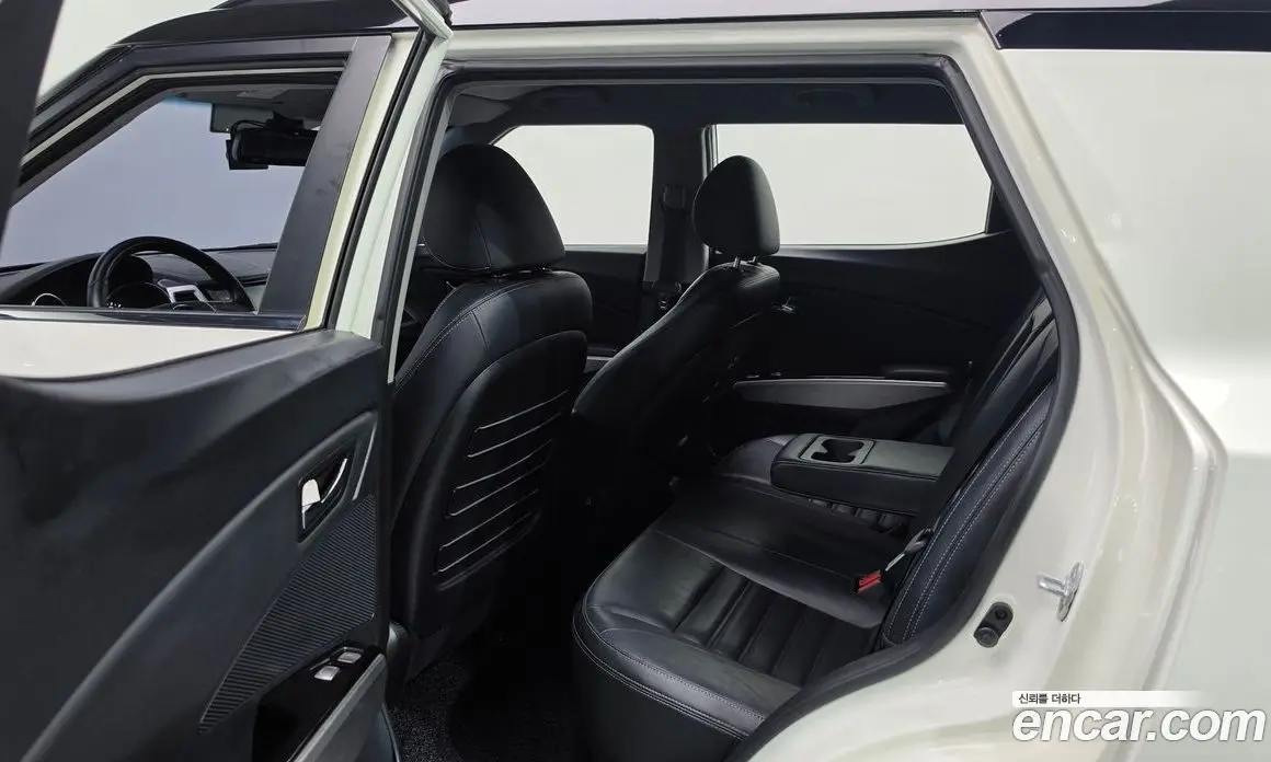 SsangYong TIBOLI 2015 1.6 автомат (гидро), фото 11