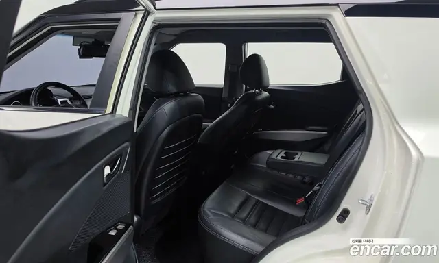 SsangYong TIBOLI 2015 1.6 автомат (гидро), миниатюра 11