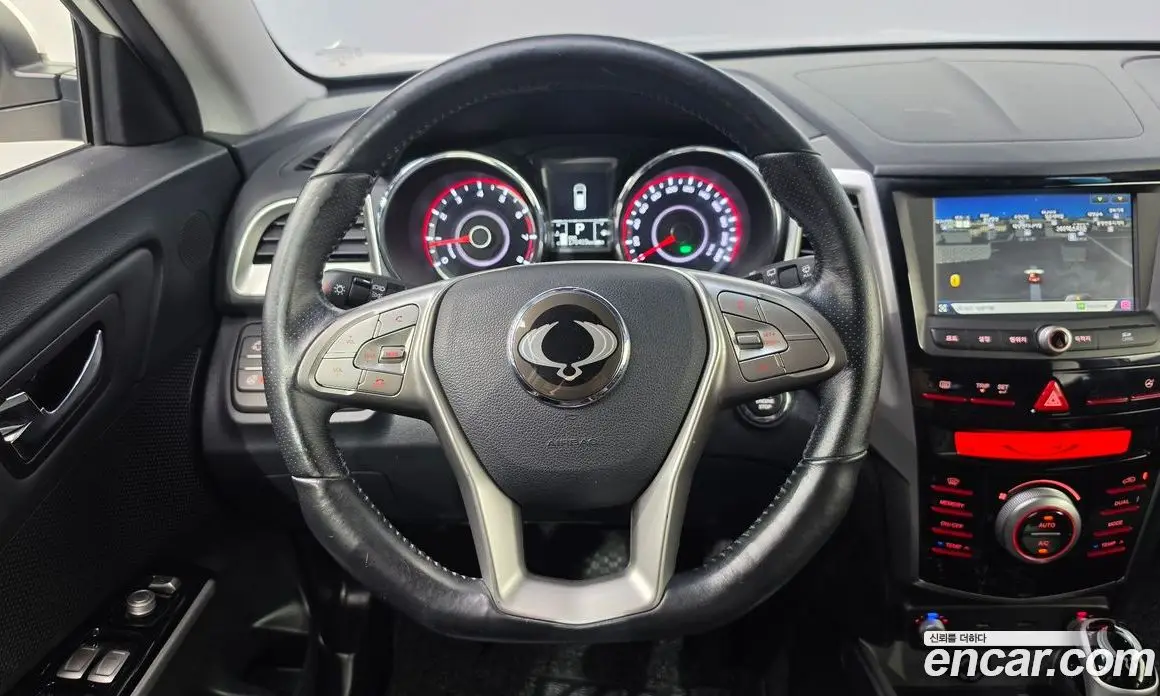 SsangYong TIBOLI 2015 1.6 автомат (гидро), фото 13