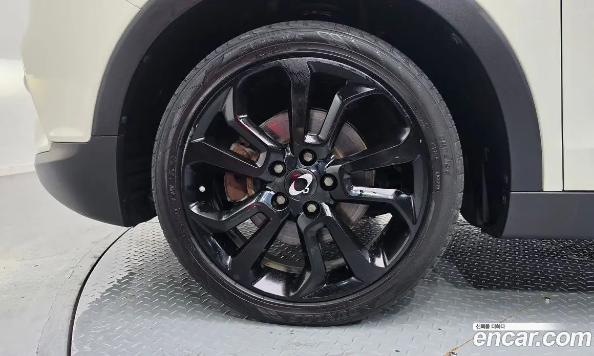 SsangYong TIBOLI 2015 1.6 автомат (гидро), фото 5