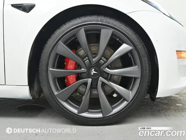 Tesla Model 3 2020 автомат (гидро), миниатюра 5