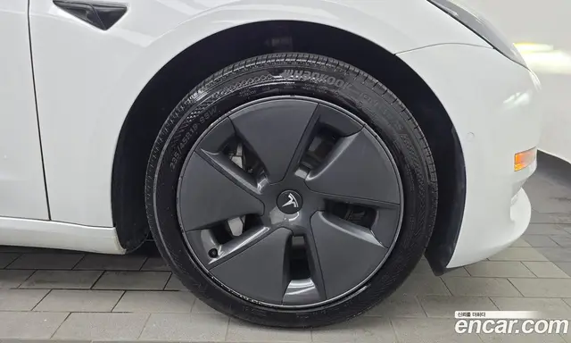 Tesla Model 3 2021 0.2 автомат (гидро), миниатюра 7