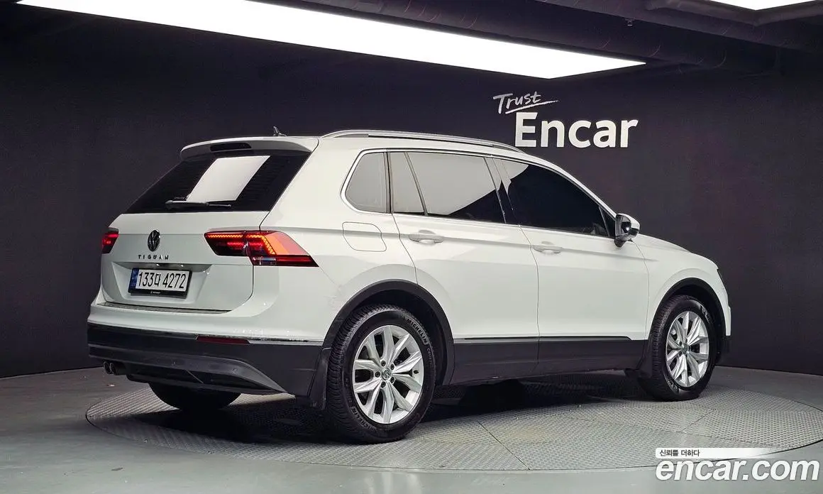 Volkswagen Tiguan 2020 2.0 автомат (гидро), фото 2 Volkswagen Tiguan 2020 2.0 автомат (гидро), фото 2