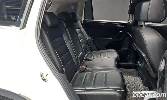 Volkswagen Tiguan 2020 2.0 автомат (гидро), миниатюра 11 Volkswagen Tiguan 2020 2.0 автомат (гидро), миниатюра 11