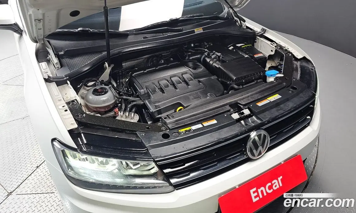 Volkswagen Tiguan 2020 2.0 автомат (гидро), фото 6 Volkswagen Tiguan 2020 2.0 автомат (гидро), фото 6
