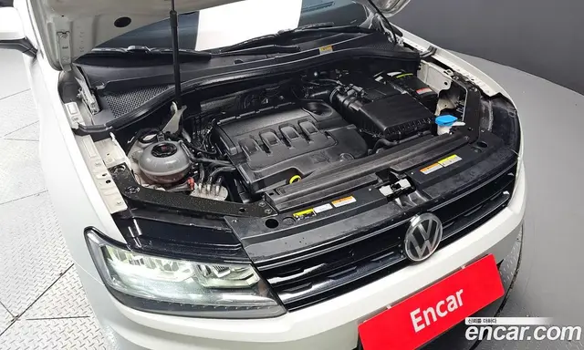 Volkswagen Tiguan 2020 2.0 автомат (гидро), миниатюра 6 Volkswagen Tiguan 2020 2.0 автомат (гидро), миниатюра 6