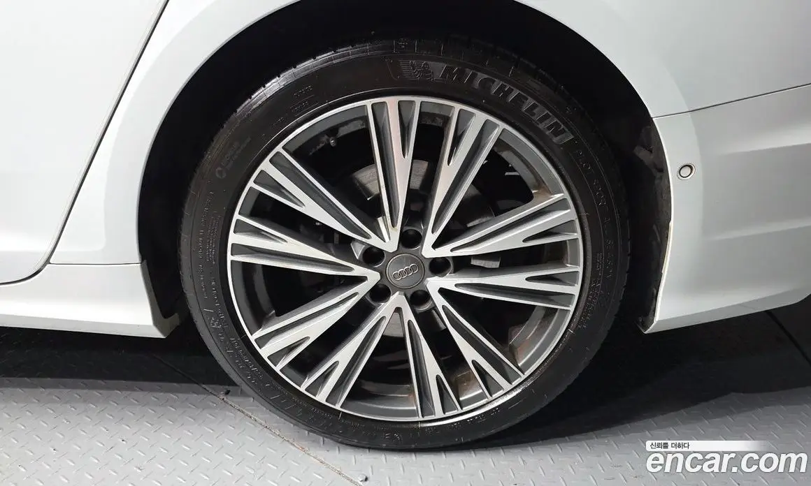 Audi A6 2021 3.0 автомат (гидро), фото 5 Audi A6 2021 3.0 автомат (гидро), фото 5