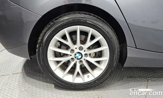 BMW 1 серия 2015 2.0 автомат (гидро), миниатюра 5